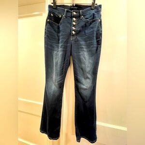 Lucky Brand women’s high rise Bianca boot cut jeans size 10/30A